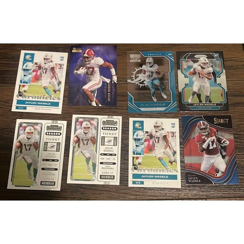 Jaylen Waddle 8 rookie card lot  ALWAYS OPEN TO OFFERS!!!